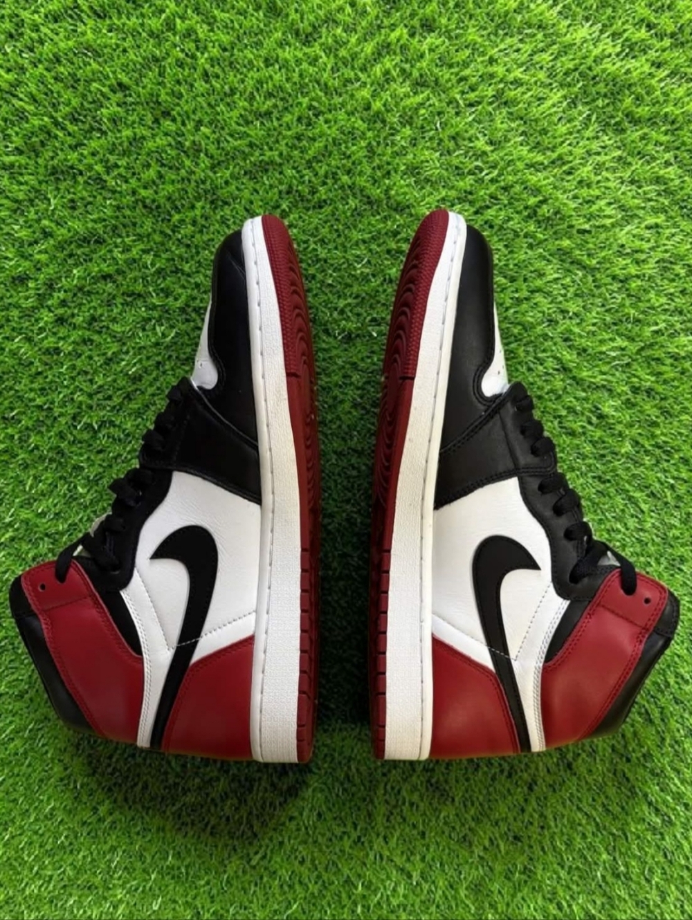Air Jordan 1 Bred Toe Sz 12 Used StockX - Picture 2 of 6